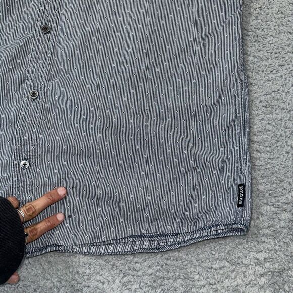 Prana Shirt Men's XL Grey Stripe Short Sleeve Button Up Pockets M1PATR115 - Picture 2 of 10